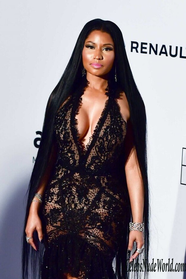 Nicki Minaj Is A Buxom Beauty 145993