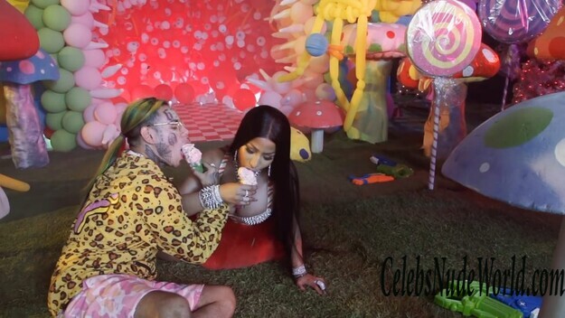 Nicki Minaj Sexy 146062