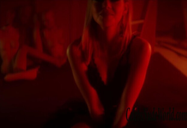 Nicola Peltz Sexy 146357