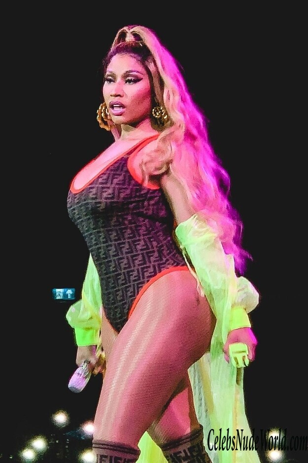 Nicki Minaj Hot 146637