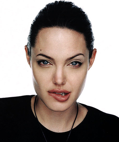 Angelina Jolie 1477
