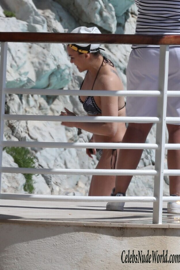 Michelle Rodriguez Sexy 147724