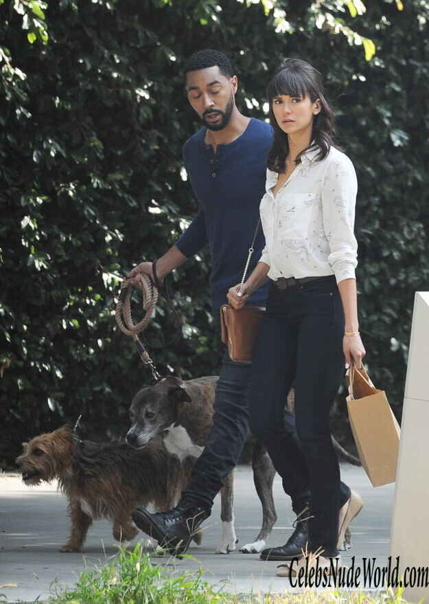 Nina Dobrev Sexy 147922