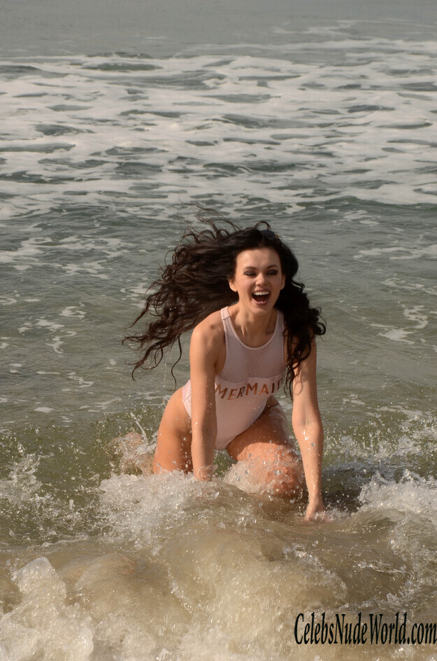 Natasha Blasick Sexy 148230