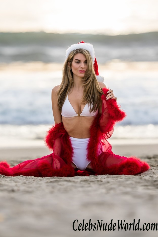 Rachel McCord Cameltoe While On A Photo Shoot In Santa Monica 14842