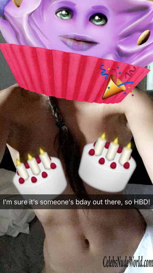 Nadine Velazquez Nude 148580