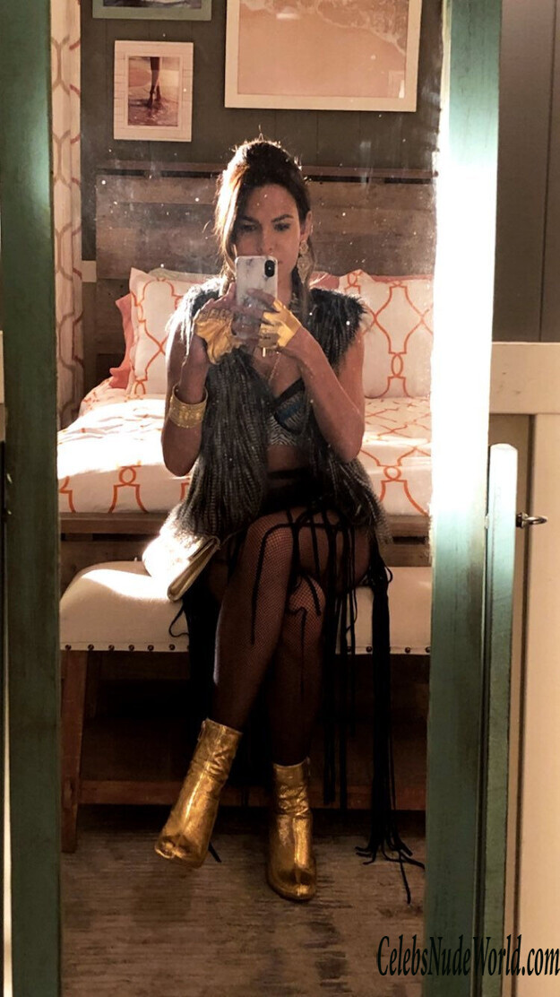 Nadine Velazquez Nude 148584