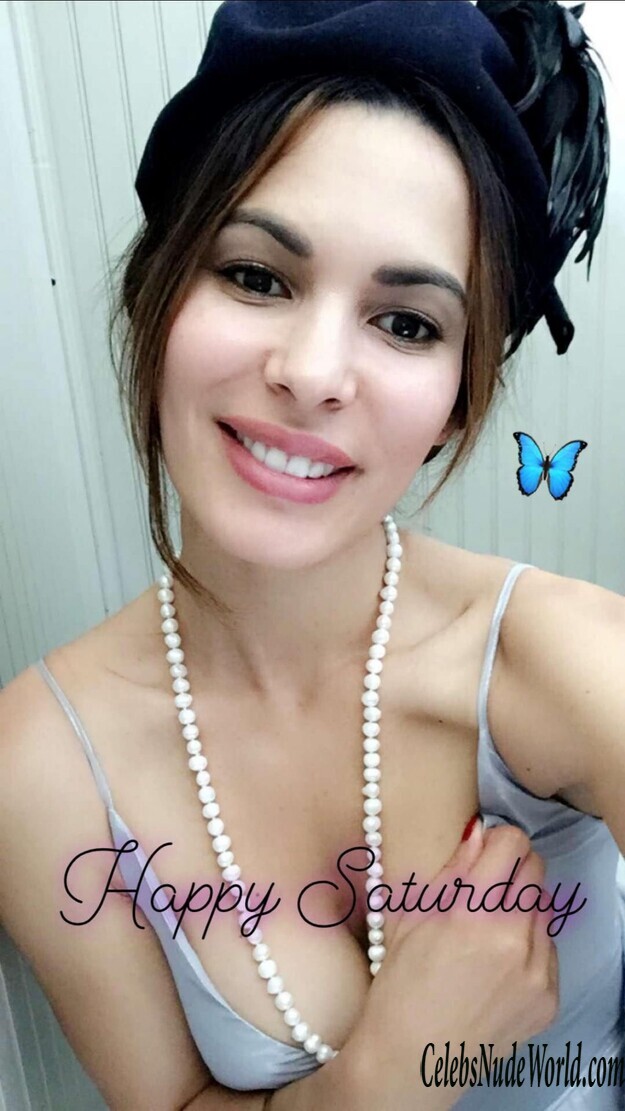 Nadine Velazquez Nude 148623