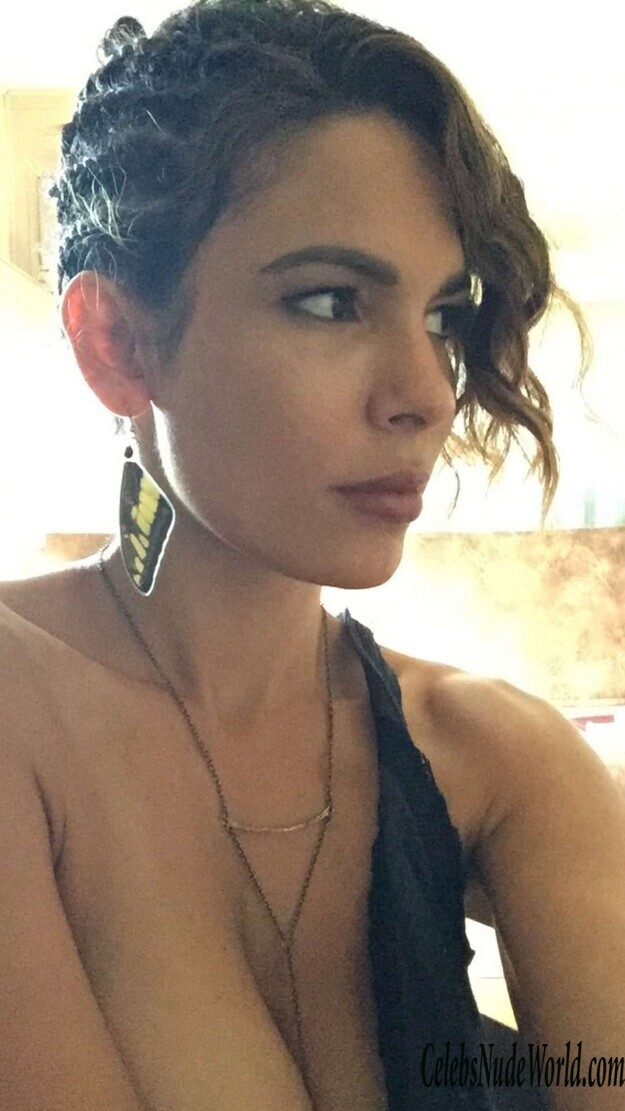 Nadine Velazquez Nude 148625