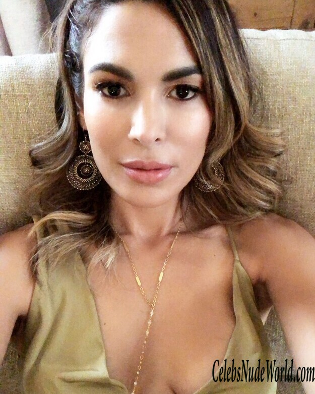 Nadine Velazquez Nude 148687