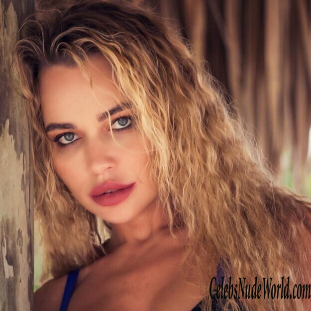 Nikol Kovalchuk Nude 149016