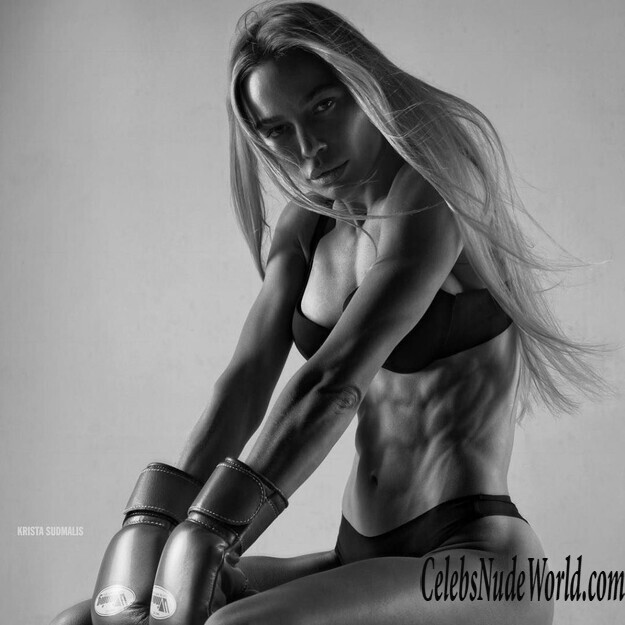 Nikol Kovalchuk Nude 149033