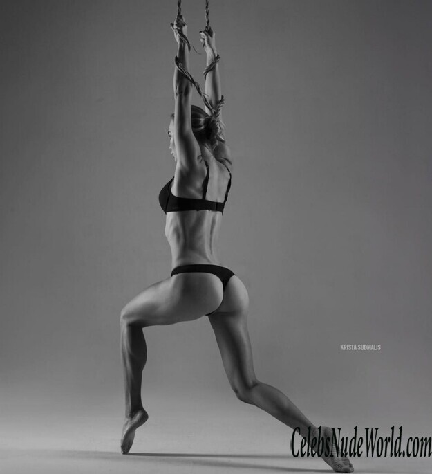 Nikol Kovalchuk Nude 149054