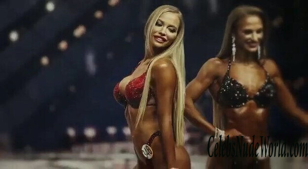 Nikol Kovalchuk Nude 149073