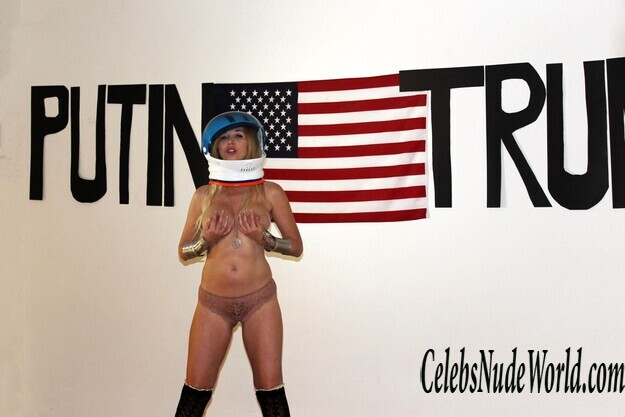 Sexy Photos of Nadeea Volianova 149381