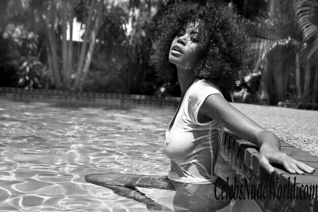 Nereyda Bird Nude 149651