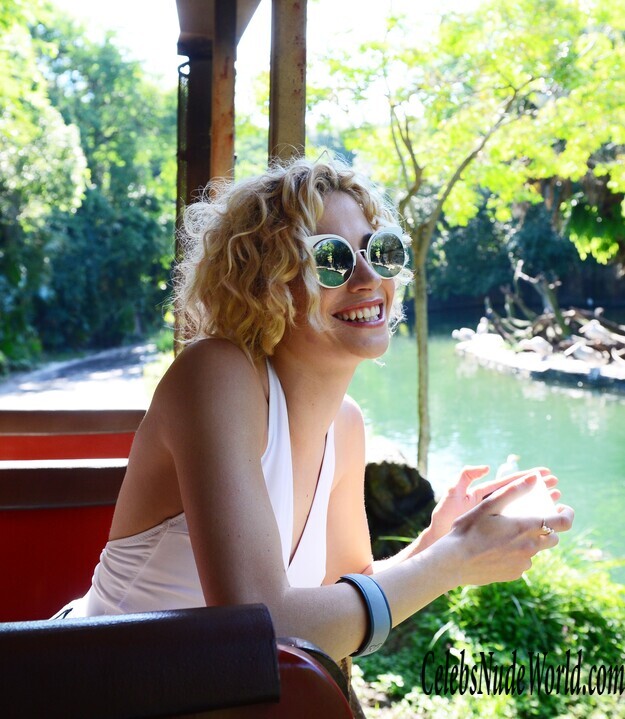 Pixie Lott Sexy Photos 149930