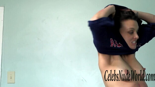 Topless pics of Rachel Frances &#8220;Frankie&#8221; Shaw 150772