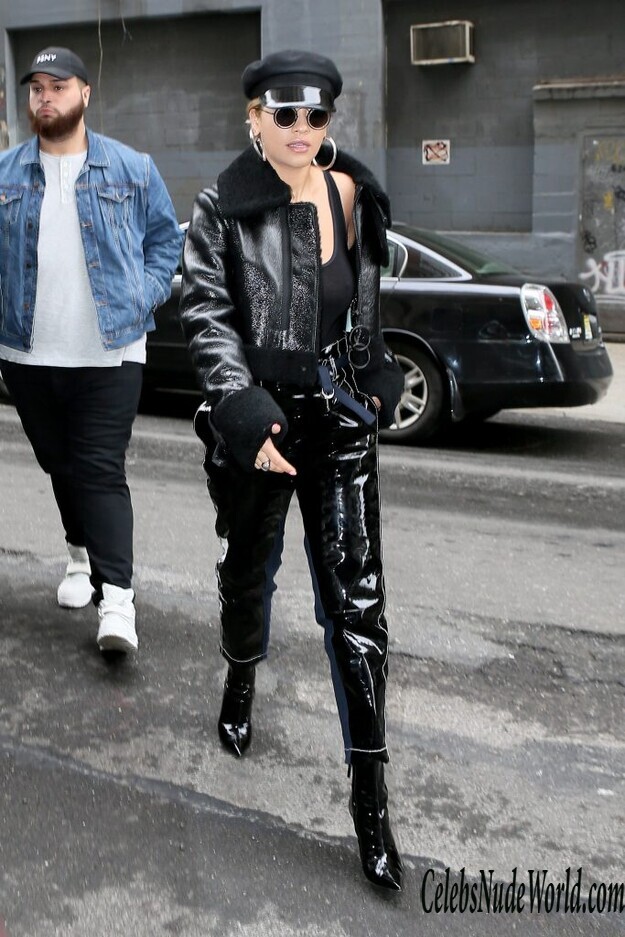 Rita Ora And Her Gorgeous Left Nipple 150950