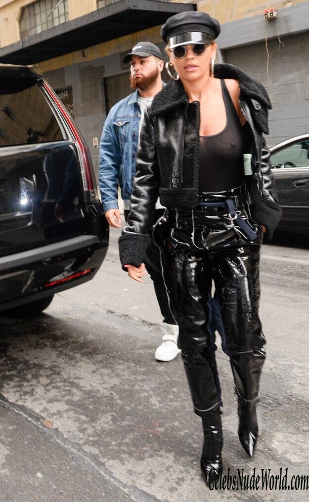 Rita Ora And Her Gorgeous Left Nipple 150956