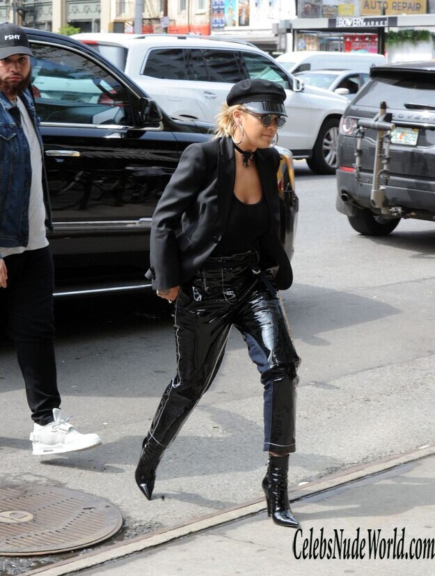 Rita Ora And Her Gorgeous Left Nipple 151019