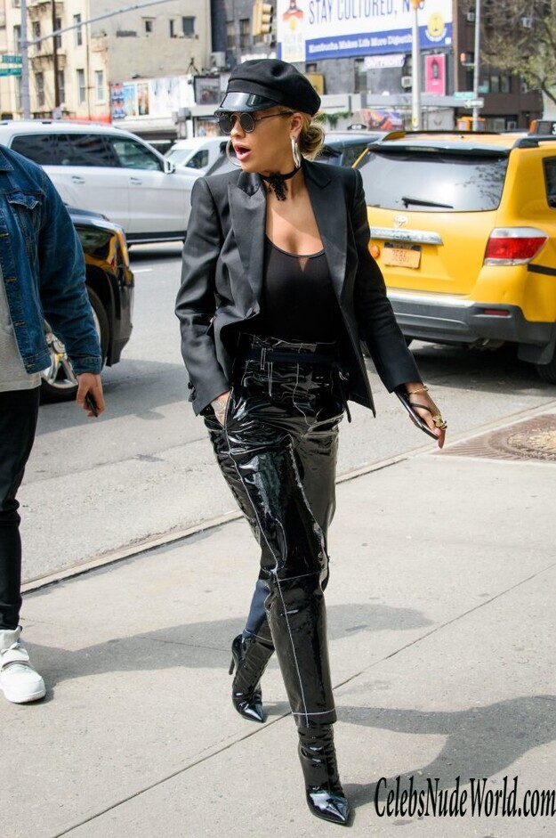 Rita Ora And Her Gorgeous Left Nipple 151051