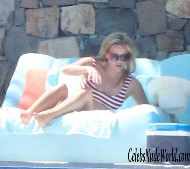 Reese Witherspoon Sexy 151232