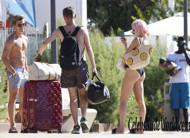 Pixie Lott Sexy 151796