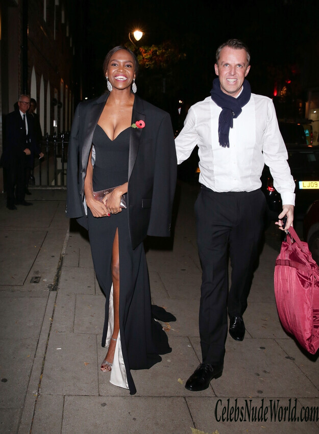 Oti Mabuse Cleavage 152039