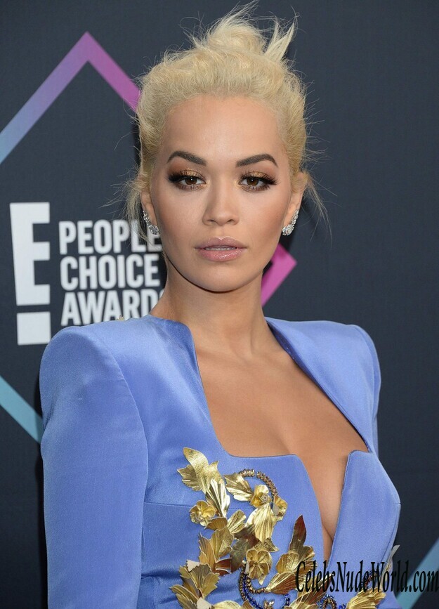 Rita Ora Cleavage 152107