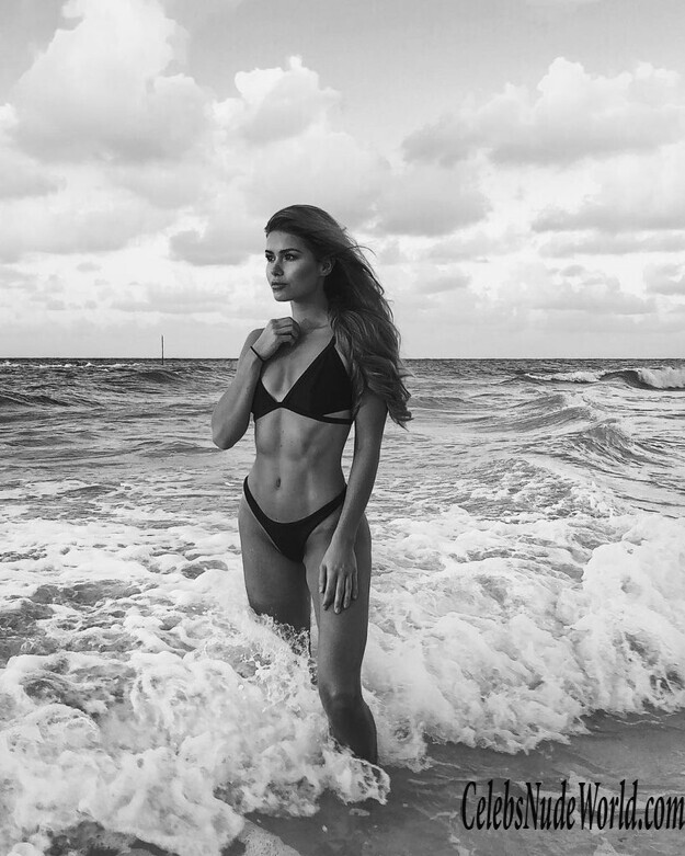 Pamela Reif Sexy 152519