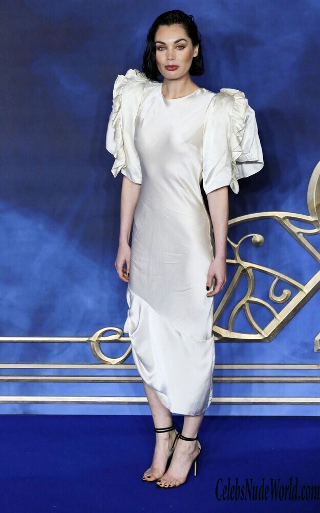 Poppy Corby Tuech Sexy 152657