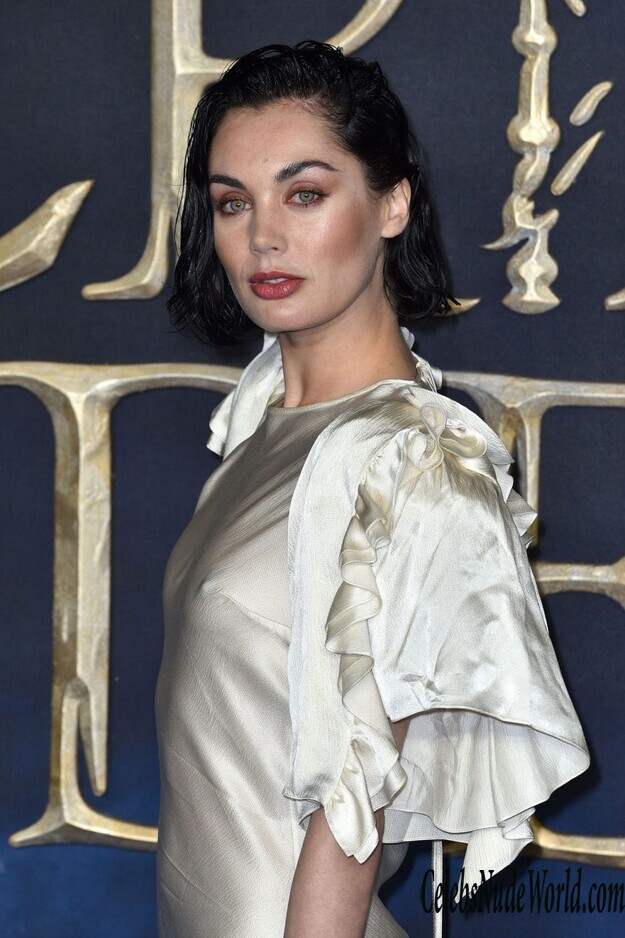 Poppy Corby Tuech Sexy 152661