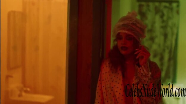 Rihanna Nude pics 152704