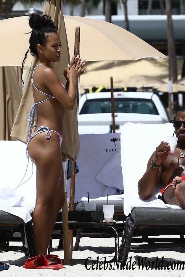 Karrueche Tran Thong Bikini On The Beach In Miami 15281