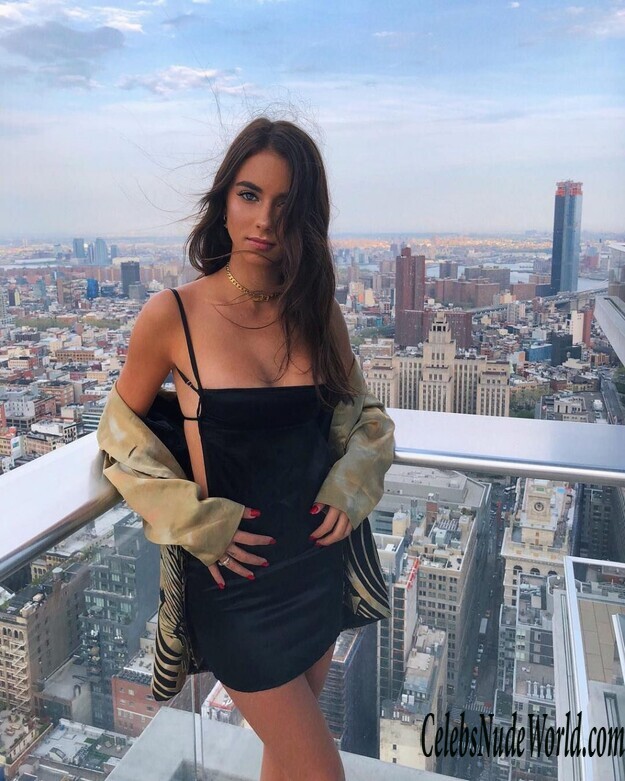 Renee Herbert Sexy 152871