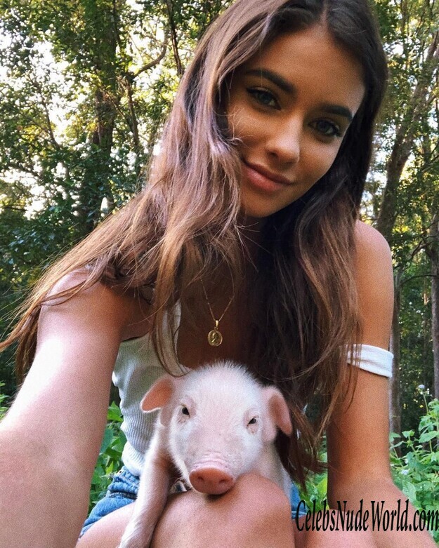 Renee Herbert Sexy 152931