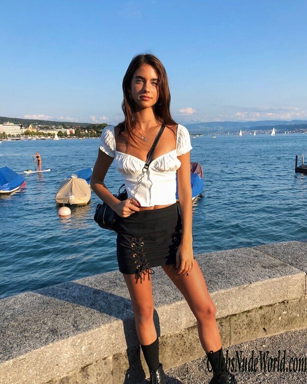 Renee Herbert Sexy 152936