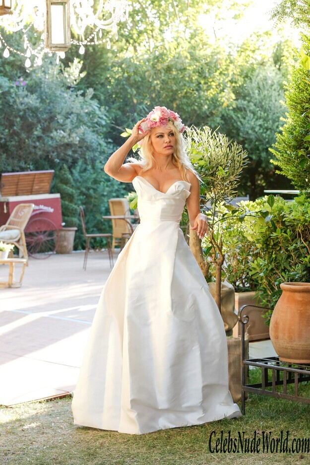 Pamela Anderson Sexy 152963