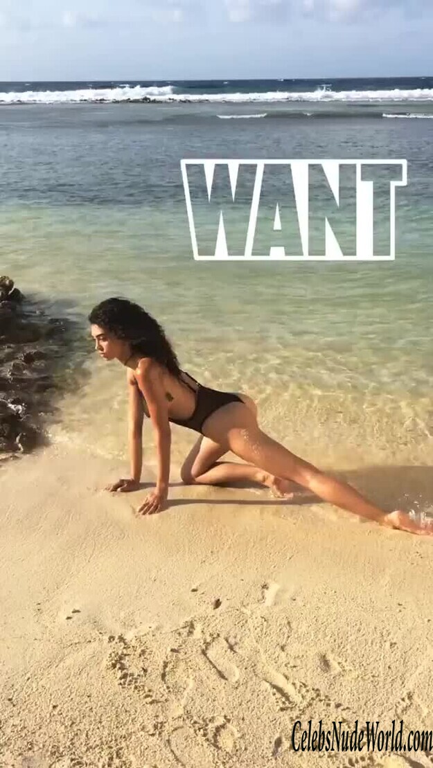 Raven Lyn Sexy 153147