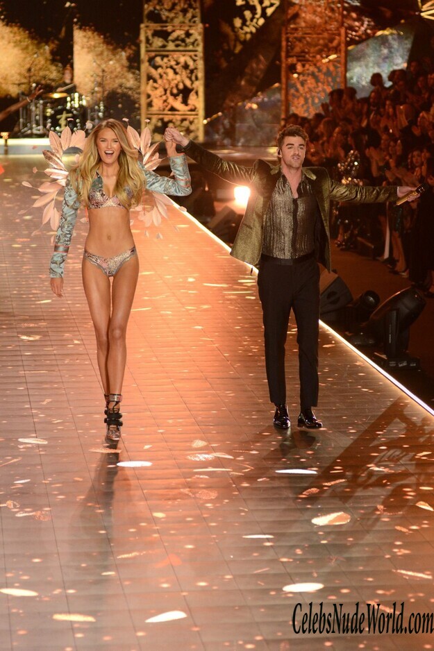 Romee Strijd Hot 153265