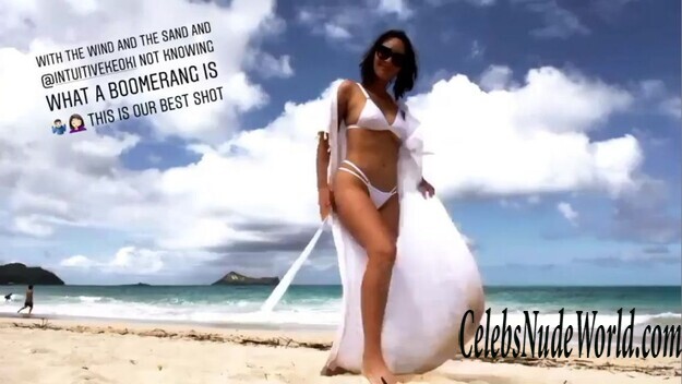 Olivia Munn Bikini 153422