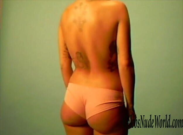 Rita Ora Topless 153504