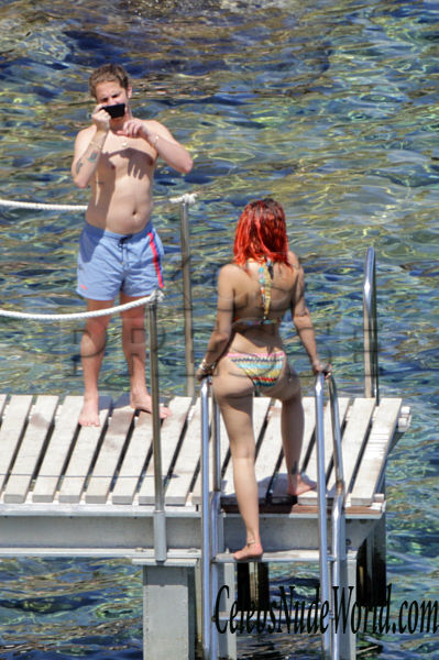 Rita Ora Topless 153514