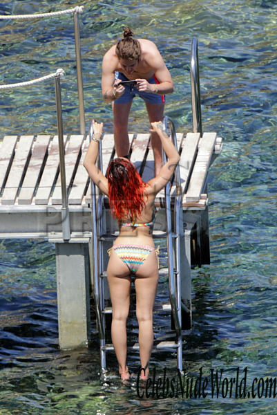 Rita Ora Topless 153580
