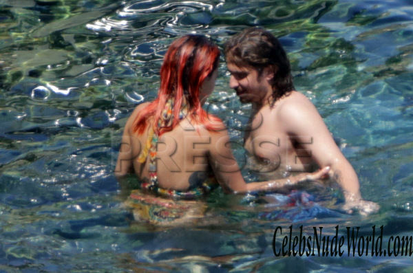 Rita Ora Topless 153588