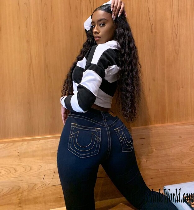 Raven Tracy Hot 153811