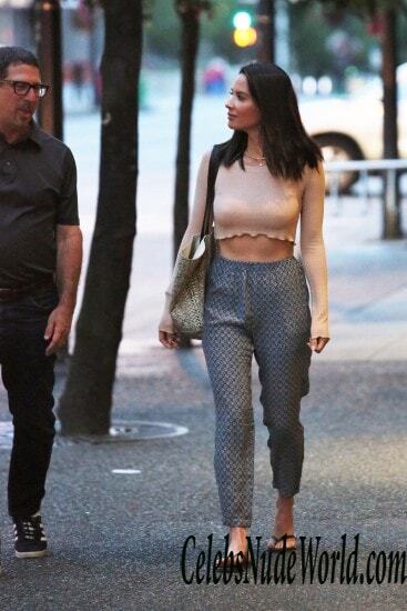 Olivia Munn Sexy 154065