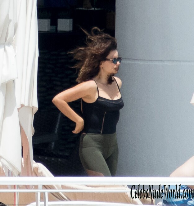 Penelope Cruz Is Our MILF Latina Of The Month 154625