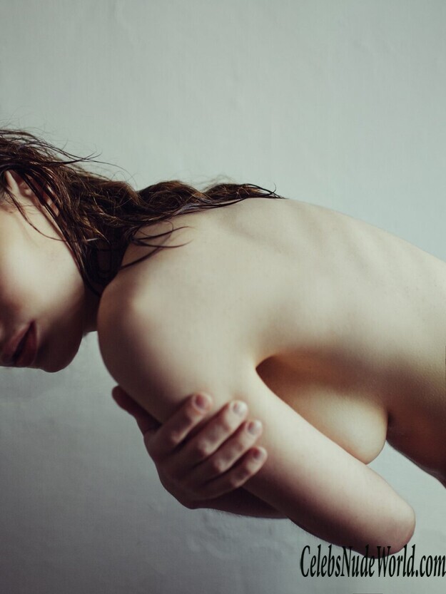 Pauline Korzun Nude 154695